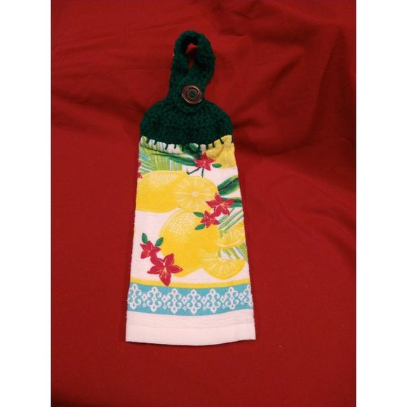 Crochet hand towel